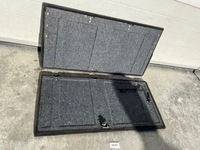 фото thumb №7, Підлога плита бардачка килимок багажника чорна mercedes w124 універсал s124