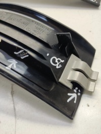 фото thumb №13, Mercedes-benz ml w164 2007 накладка поріг задня a1646801135