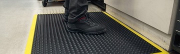 Анти -гнездовой коврик резиновый промышленность 60x90 см.