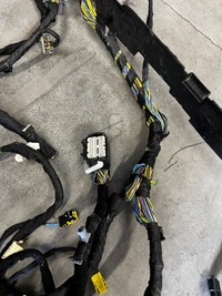 фото thumb №8, Проводка джгут електропроводка салону ford escape mk4