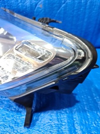 фото thumb №6, Dacia sandero i звичайна з led лампа лівий перед 260605665r, 90114430