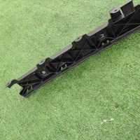 фото thumb №7, Volkswagen оригинальный номер 2ga807863a направляющая кронштейн бампера