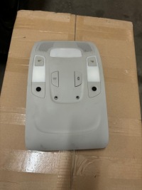 фото thumb №1, Лампа потолочный кабины audi a6 c7 4g