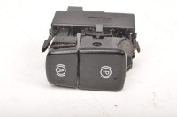 фото thumb №1, Volvo xc40 ii кнопка тормоза ручного 31456219