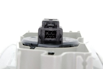 фото thumb №3, Renault megane ii 02-przełącznik люк