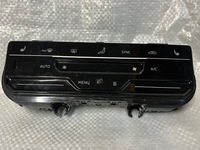 фото thumb №1, Vw tiguan панель кондиционера 5n0907044ak