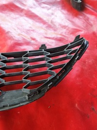 фото thumb №7, Решітка бампера середня перед dacia sandero iii 622543243r