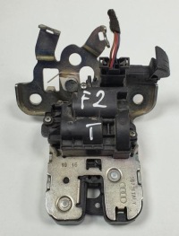 фото thumb №1, Замок кришки vw golf vi 5e0827505