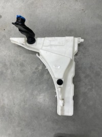 фото thumb №1, Бачок омивача a6 c8 оригінал idealny 4k0955451d