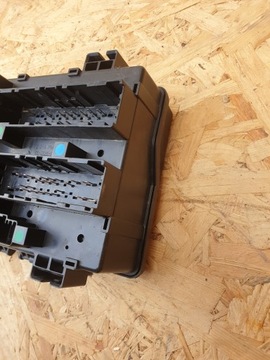 фото thumb №6, Jeep grand cherokee wk2 srt коробка предохранителей p68253442