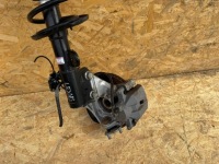 Амортизационная стойка рычаг поворотный кулак левая левый перед lexus ct200h ct 200h Недорого, фото thumb