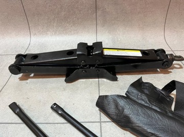 фото thumb №6, Jeep grand cherokee wk набір ремонтний колеса kpl