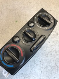 фото thumb №3, Панель кондиціонера mazda mpv plc94b2d17