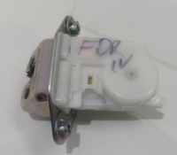 фото thumb №1, Subaru forester iv sj 12- замок крышки багажника