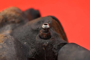 фото thumb №7, Суппорт тормозной левый перед peugeot 307 1.6 16v 109 km 01-05