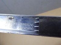 фото thumb №4, Молдинг крышки задняя хром peugeot 208