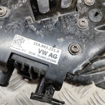 фото thumb №7, Volkswagen id.4 2021 інші оснащення електричні