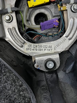 фото thumb №8, Кермо подушка air bag audi a3 8p підкермові важелі 8p0419091p