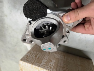 фото thumb №12, Новий оригінальний стартер renault master 2.3dci koleos trafic 233003581r