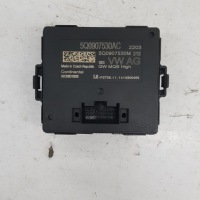 фото thumb №1, Модуль комфорта volkswagen passat b8 5q0907530m
