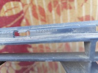 фото thumb №6, Решітка середня бампера перед opel astra iii lift