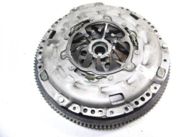 фото thumb №6, Passat b8 колесо двухмассовый маховик 1,4tsi 04e105264b сцепление