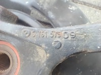 Bmw e90 e92 e93 e87 e81 e82 e88 ступица поворотный кулак левая левый задний  6761579 Доставка, фото thumb