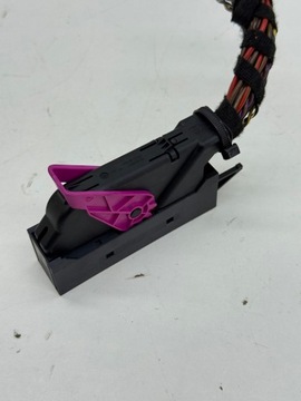 фото thumb №11, Audi volkswagen skoda штекер разъём соединитель + шланг 4g0971636a