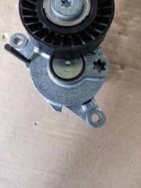 Натяжитель ремень mercedes amg новый a1772000070 Недорого, фото thumb