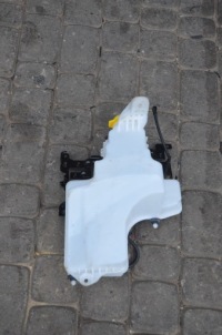 фото thumb №1, Бачок помпа распылителя wrangler jl 18+