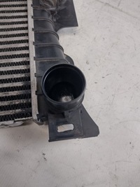 фото thumb №10, Интеркулер chrysler voyager iv 2,8 crd 150 km 05142489aa