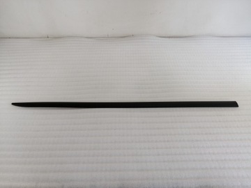 фото thumb №1, Toyota prius планка дверь правая перед