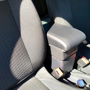 фото thumb №7, Подлокотник renault clio iii 3 2005 – 2012 з usb + зарядное устройство бесплатно