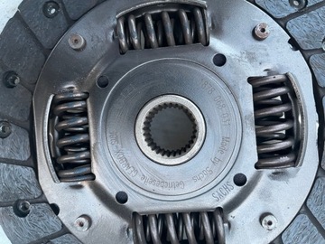 фото thumb №11, Vw polo v skoda seat 1.2 12v azq колесо маховики 03d105333 притиск диск