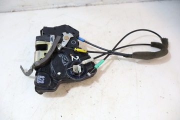 фото thumb №1, Замок праві перед двері corolla verso e120