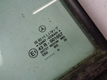 фото thumb №3, Стекло стекло дверь правые зад mercedes c-klasa w202 универсал