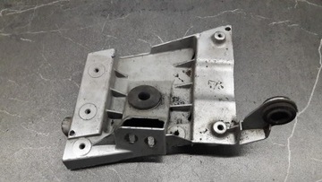 фото thumb №1, 4e0821137e кронштейн кріплення audi a8 d3 08r