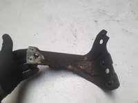 фото thumb №1, Vw passat cc кронштейн крыла правый перед lc9x