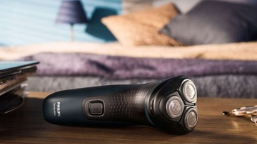 АККУМУЛЯТОРНАЯ МУЖСКАЯ БРИТЬВА ДЛЯ БОРОДЫ PHILIPS