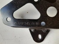 Mercedes a kl w 169 крепеж аккумулятор a1695457640 Недорого, фото thumb