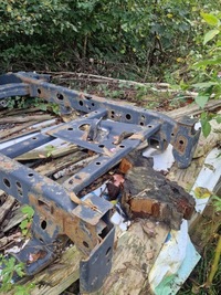 фото thumb №7, Ford f150 rok 2015+ рама часть средняя i задняя задняя версия длинная кузов 200cm