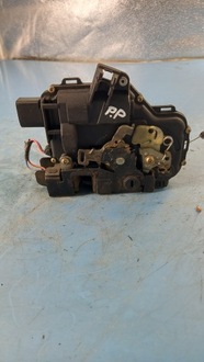 фото thumb №1, Замок правый перед vw bora 99r sedan 8pin