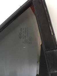фото thumb №3, Kia stonic 2020 скло прокладка рамка двері задня