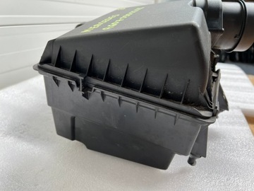 фото thumb №9, Корпус фільтра повітря mercedes a6070900101