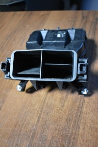 фото thumb №1, Idealna повітродувка ґрати porsche taycan 1