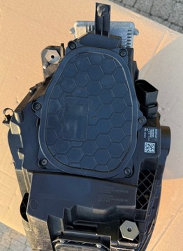 фото thumb №12, Porsche 911 992 turbo s лампа права led matrix idelana комплектна чорна