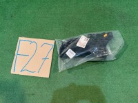 Porsche macan 95b кронштейн напрямна бампера правий задня задній 95b807572a Зі Шроту, фото thumb