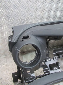 фото thumb №8, Консоль кожа подушка безопасности ремни mercedes gt x290 w290 290 4-door amg оригинал