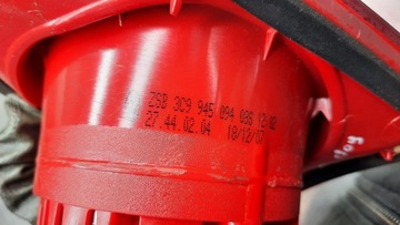 фото thumb №11, Лампа зад задня права кришка 3c9945094 vw passat b6 універсал 05-10r