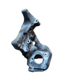 фото thumb №1, Volvo v40 ii 2.0 d кронштейн кронштейн двигателя 31401103